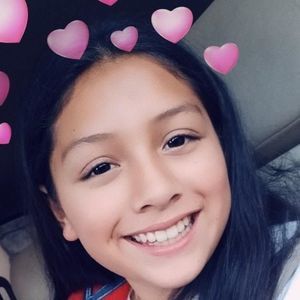 Meet your Posher, Cristina